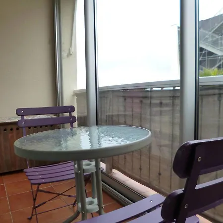 T1 A Balaruc-les-bains, Proche Thermes, Balcon Vitre, Bien Equipe, 2 Pers, Non-fumeurs, Sans Animaux - Fr-1-571-57 Appartamento Balaruc-les-Bains